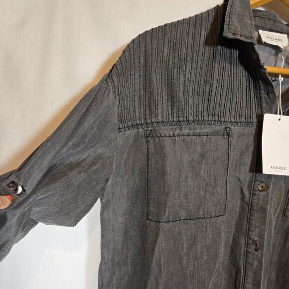 NWT Andree Pintucked Yoke Button Up Shirt Roll Tab Sleeves Office Casual Medium - Picture 3 of 5